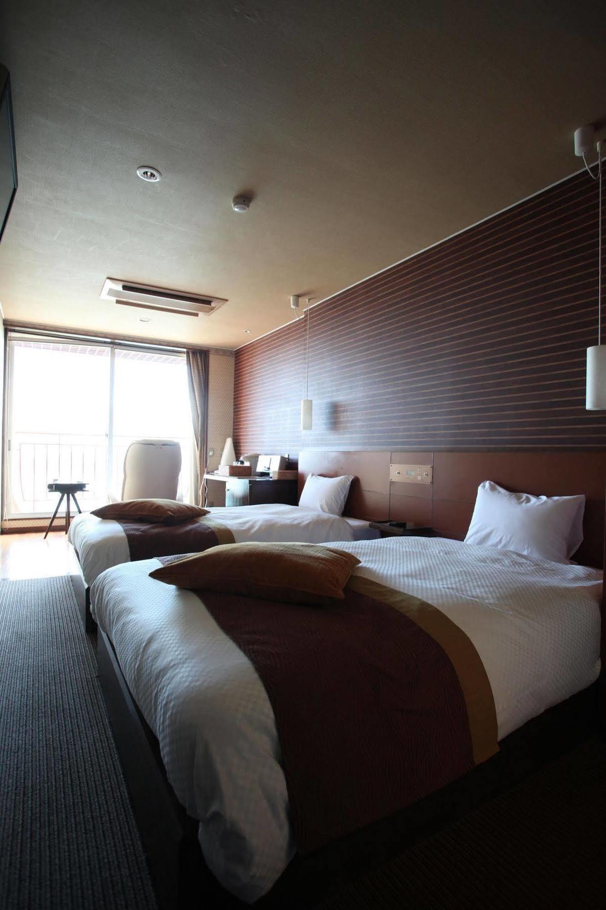Tenku Hotel Kairo Тоносё Экстерьер фото
